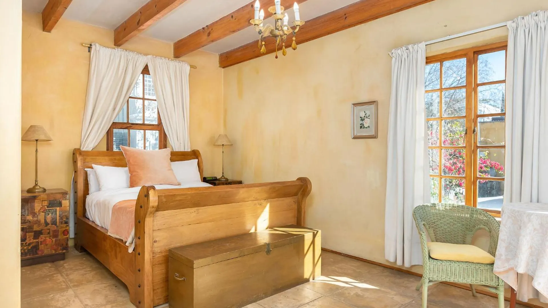 Holiday home Idyllic Villa - Rooftop Deck - Mountain Views Cape Town South Africa