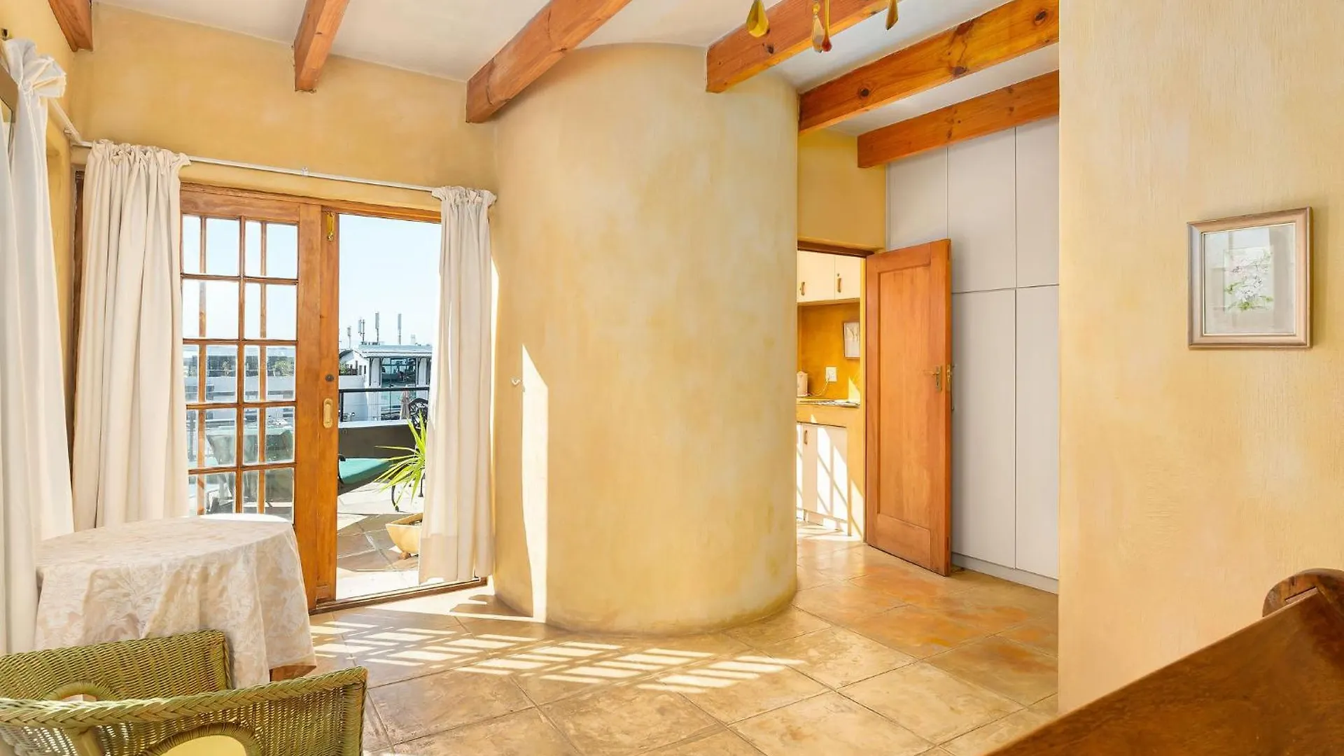 Idyllic Villa - Rooftop Deck - Mountain Views Cape Town 0*,  South Africa